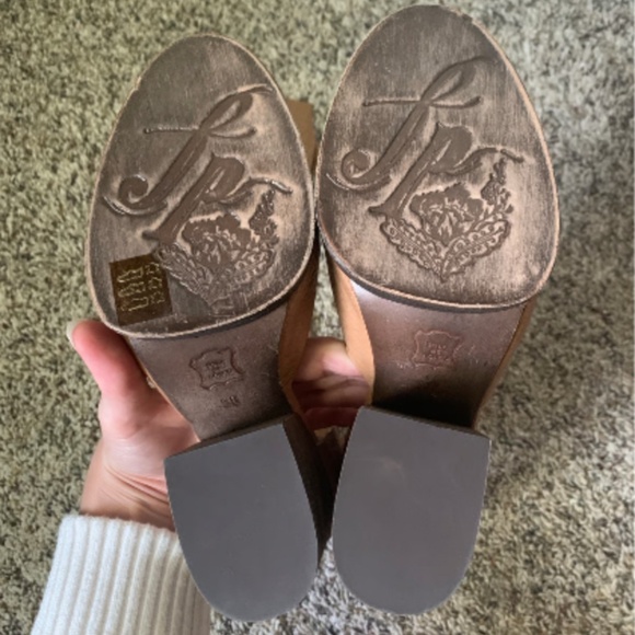 Free People Cora Wrap Heels Size 38 - Picture 7 of 10